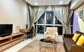 Regalia Service Suites Klcc Skypool