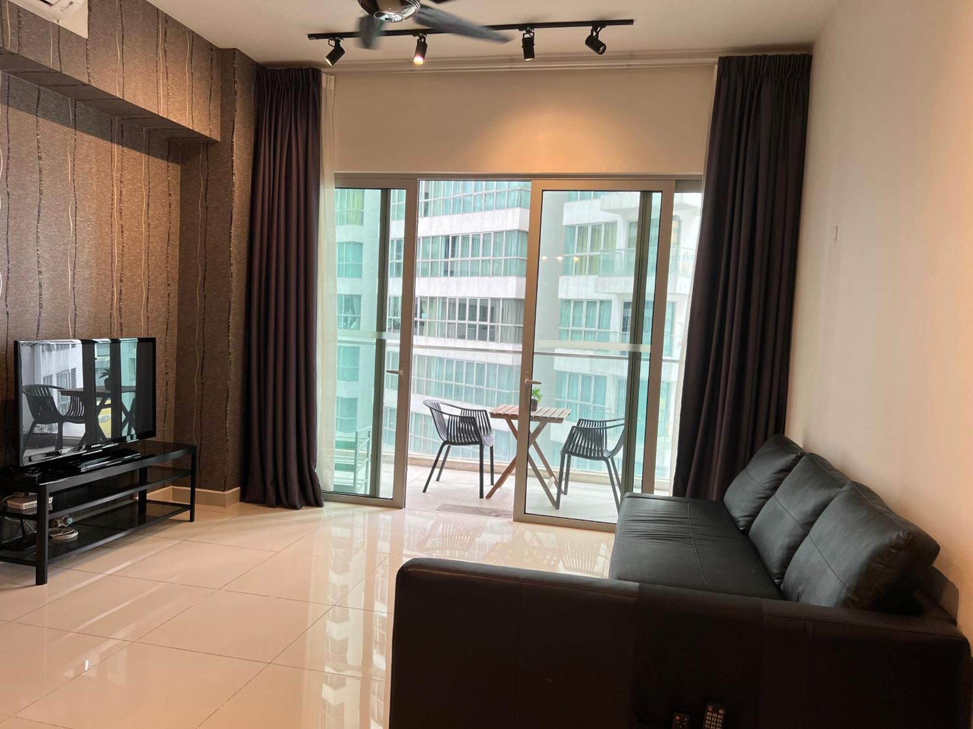 Regalia Service Suites Klcc Skypool Kuala Lumpur Room photo